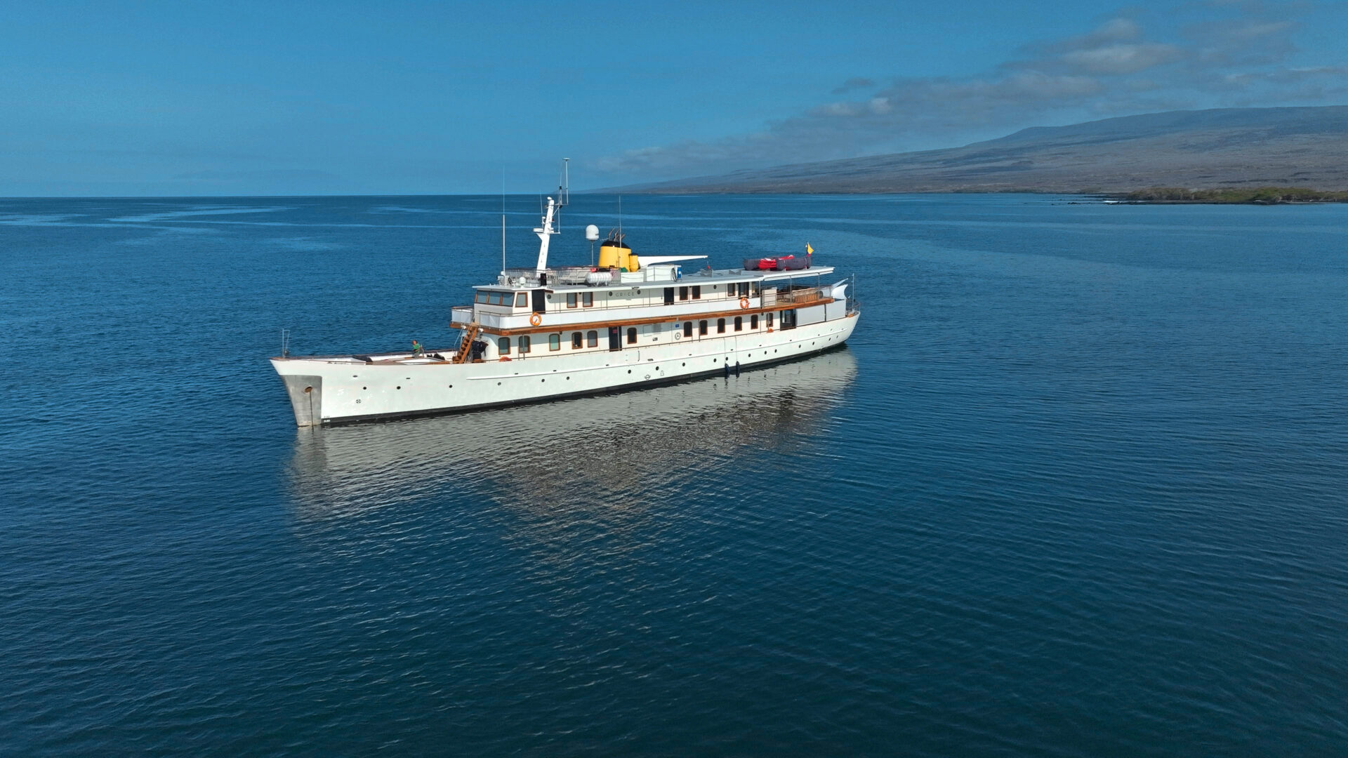 <br />
<b>Notice</b>:  Undefined variable: vessel_title in <b>/home/vayaques/public_html/wp-content/themes/vaya-3.0-child/page-destination-charters.php</b> on line <b>92</b><br />
