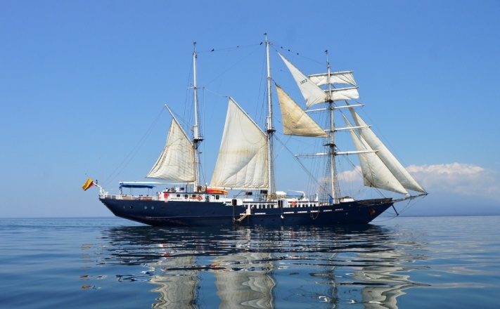 <br />
<b>Notice</b>:  Undefined variable: vessel_title in <b>/home/vayaques/public_html/wp-content/themes/vaya-3.0-child/page-destination-charters.php</b> on line <b>92</b><br />
